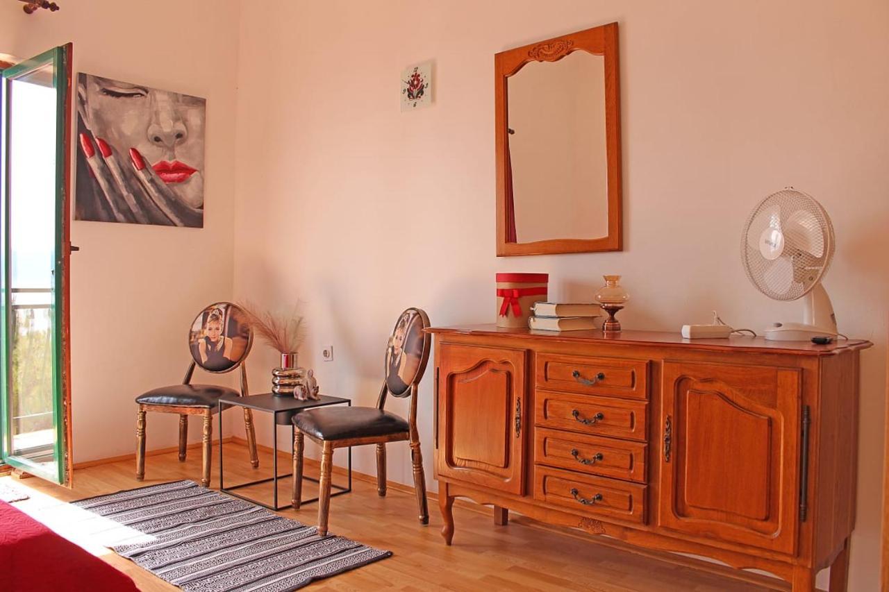 Apartments Gabriela Drvenik  Zewnętrze zdjęcie